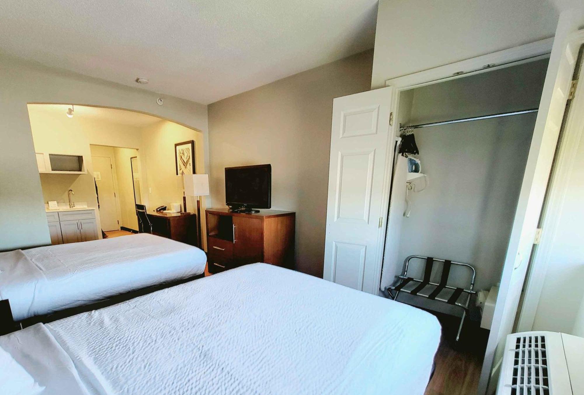 Extended Stay America Suites - Buffalo - Airport Cheektowaga Esterno foto