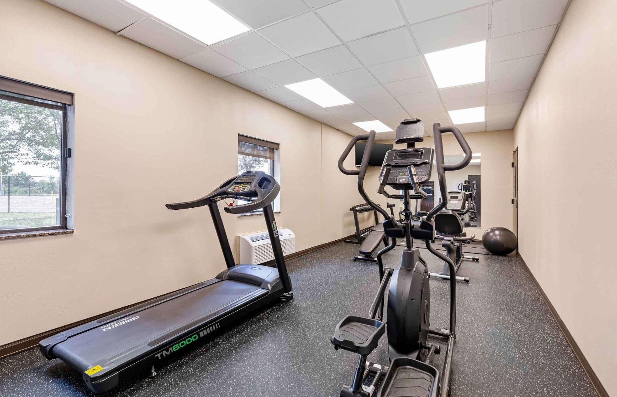 Extended Stay America Suites - Buffalo - Airport Cheektowaga Esterno foto