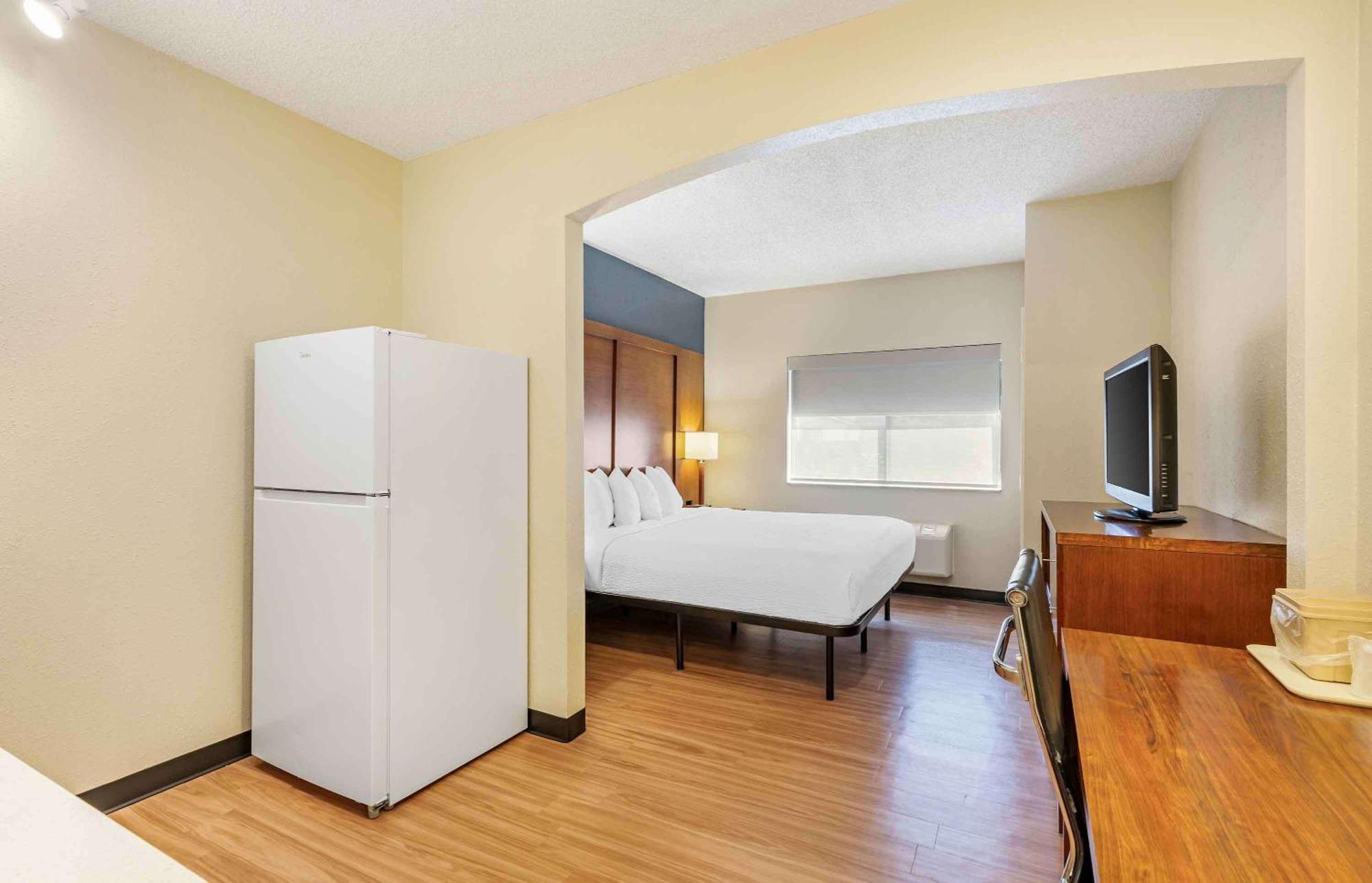 Extended Stay America Suites - Buffalo - Airport Cheektowaga Esterno foto