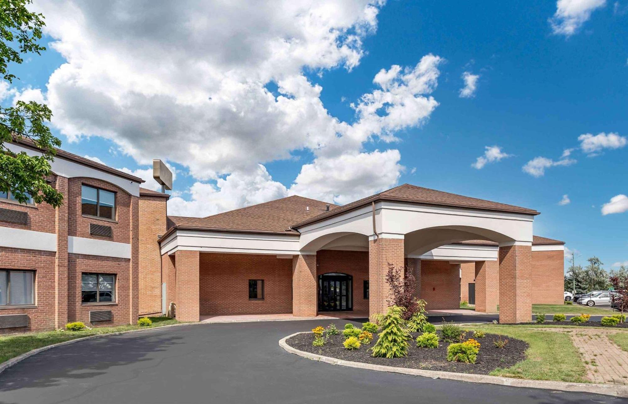 Extended Stay America Suites - Buffalo - Airport Cheektowaga Esterno foto
